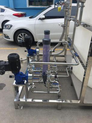 不銹鋼管道加藥設(shè)備